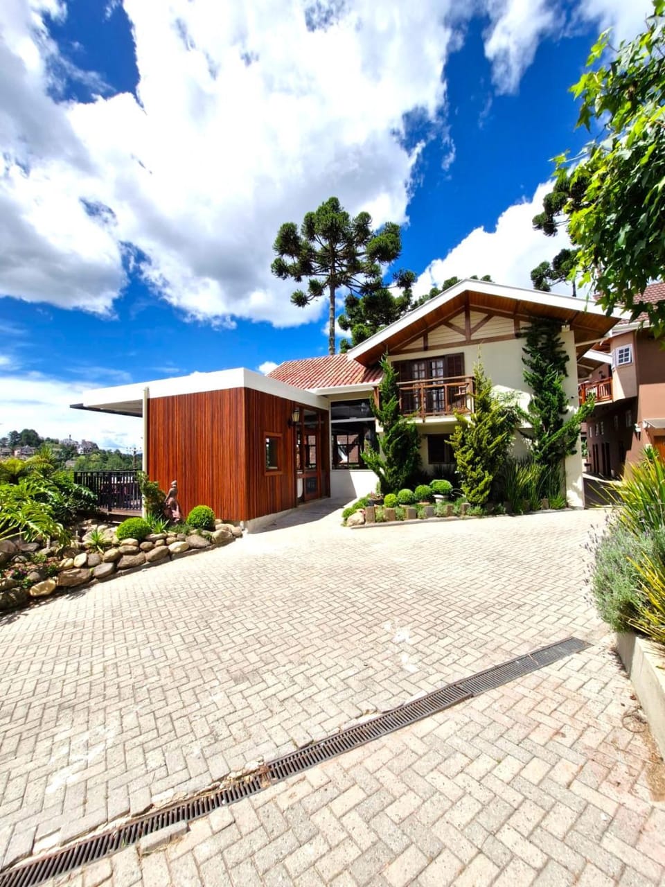 Property building, Garden view