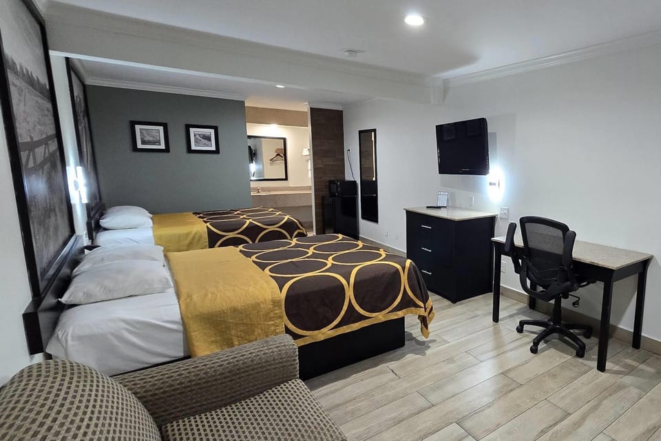 Photo of the whole room