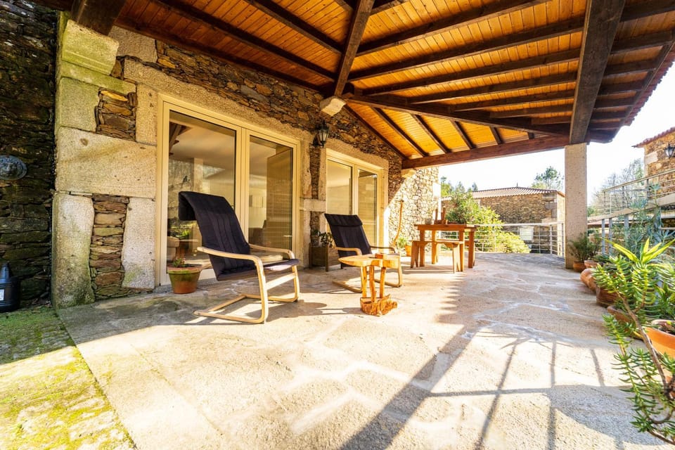Patio, Facade/entrance, Balcony/Terrace