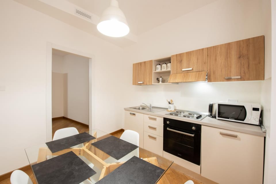 Kitchen or kitchenette, minibar, oven, pet friendly, stove