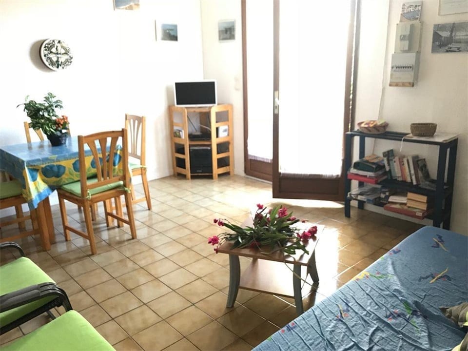 Villa T2 avec Mezzanine - 6 pers, Plage à proximité, Parking privé, Port-Leucate - FR-1-81-93 Villa in Leucate