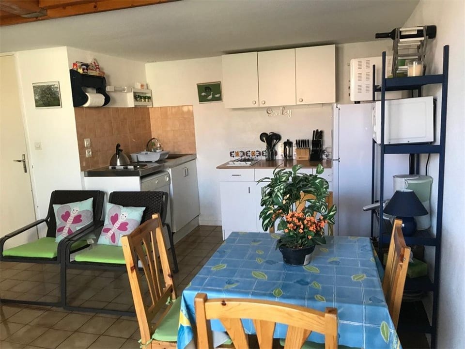 Villa T2 avec Mezzanine - 6 pers, Plage à proximité, Parking privé, Port-Leucate - FR-1-81-93 Villa in Leucate