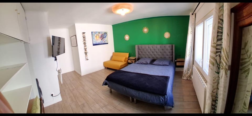 Le jardin bernard PERRIER Bed and Breakfast in Occitanie