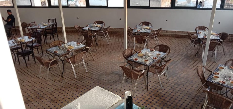 Patio, Breakfast
