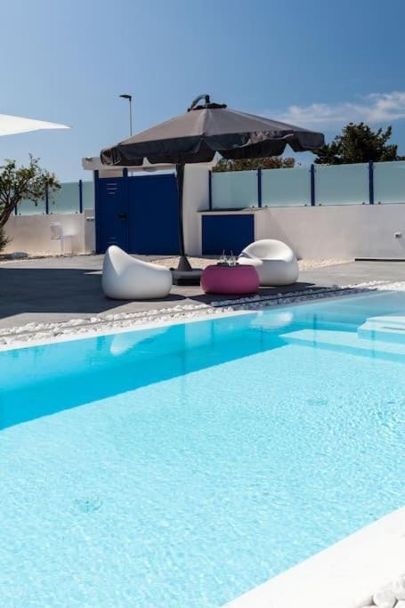 Leonida's Home - Shared Pool, Jacuzzi and beach 150mt Apartment in Quartu Sant'Elena