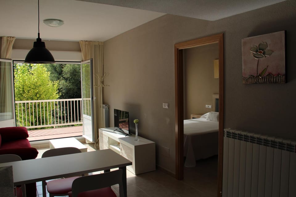 Rivera Del Tirón Apartamentos Apartment in La Rioja