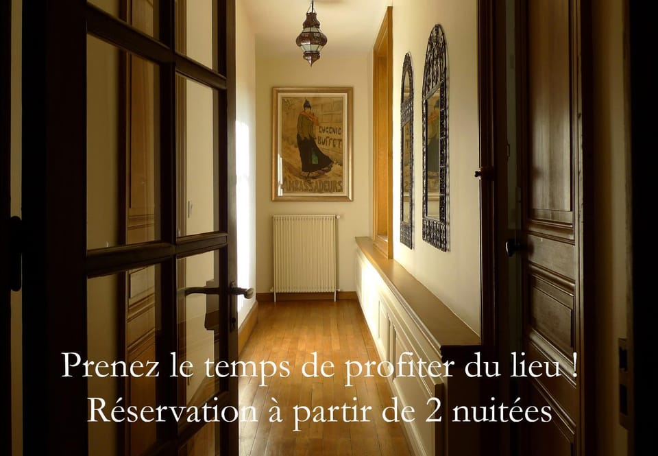 Property building, Lobby or reception