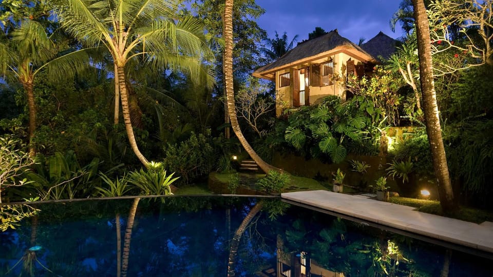 Property building, Pool view, Swimming pool