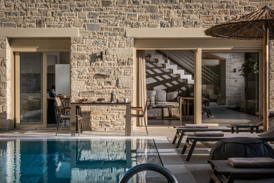 Patio, Balcony/Terrace, Swimming pool