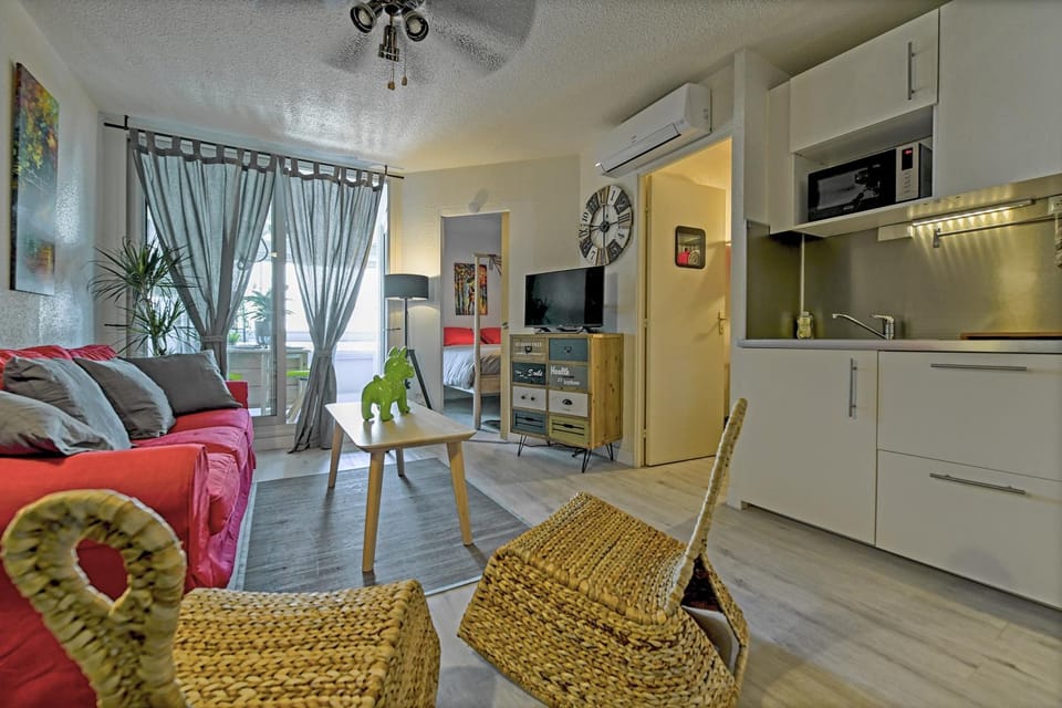 T2 cosy de 41m2 à 400 m de la plage, résidence avec piscine. Apartment in Le Grau-du-Roi