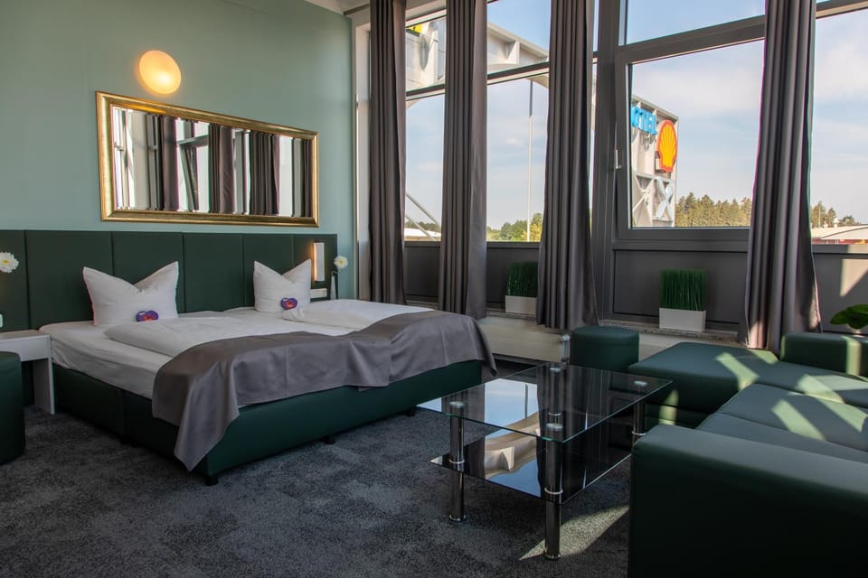 Nearby landmark, Bed, Photo of the whole room, Bedroom