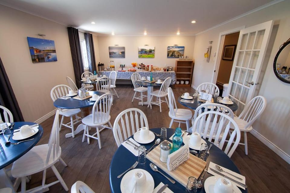 Alphabet Fleet Inn Bed and Breakfast in Twillingate