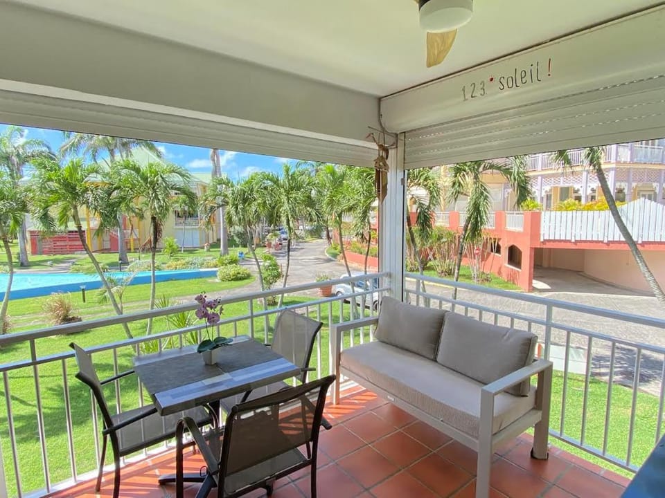 View (from property/room), Dining area