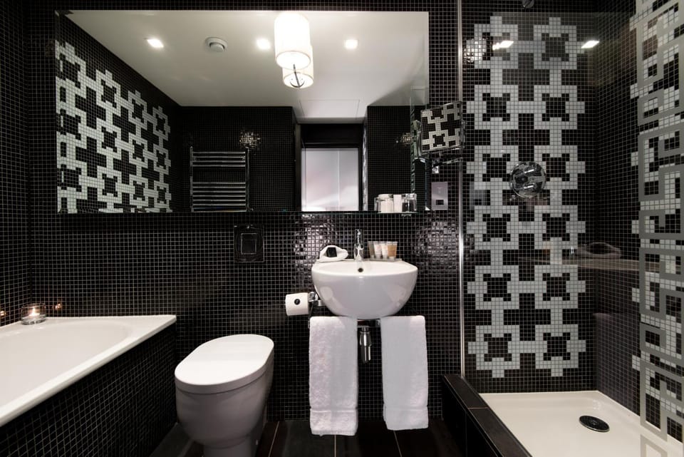 Toilet, Bathroom