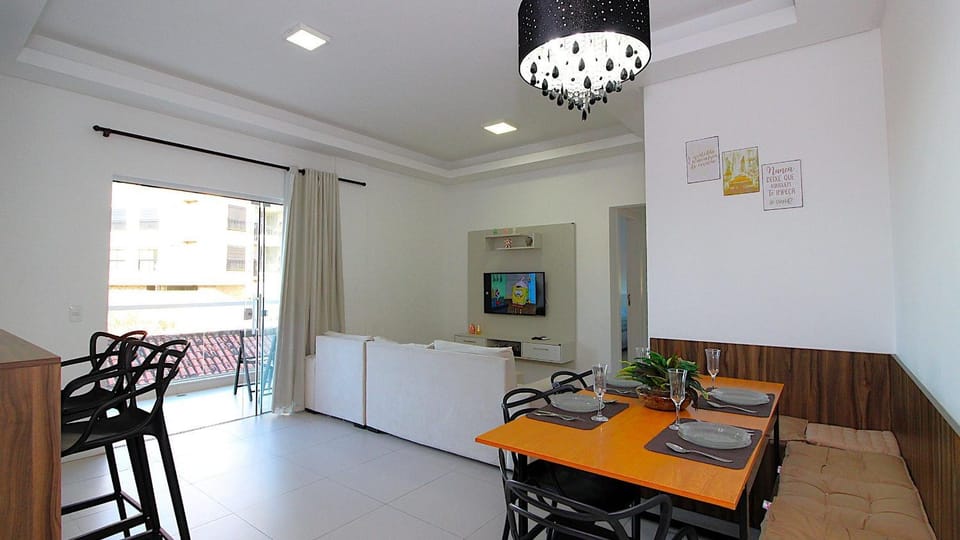 1074 - Apartamento para locação no centro de Bombinhas Apartment in Bombinhas