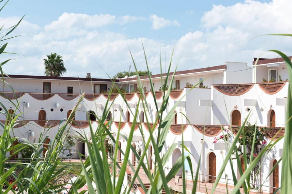 Property building, Balcony/Terrace