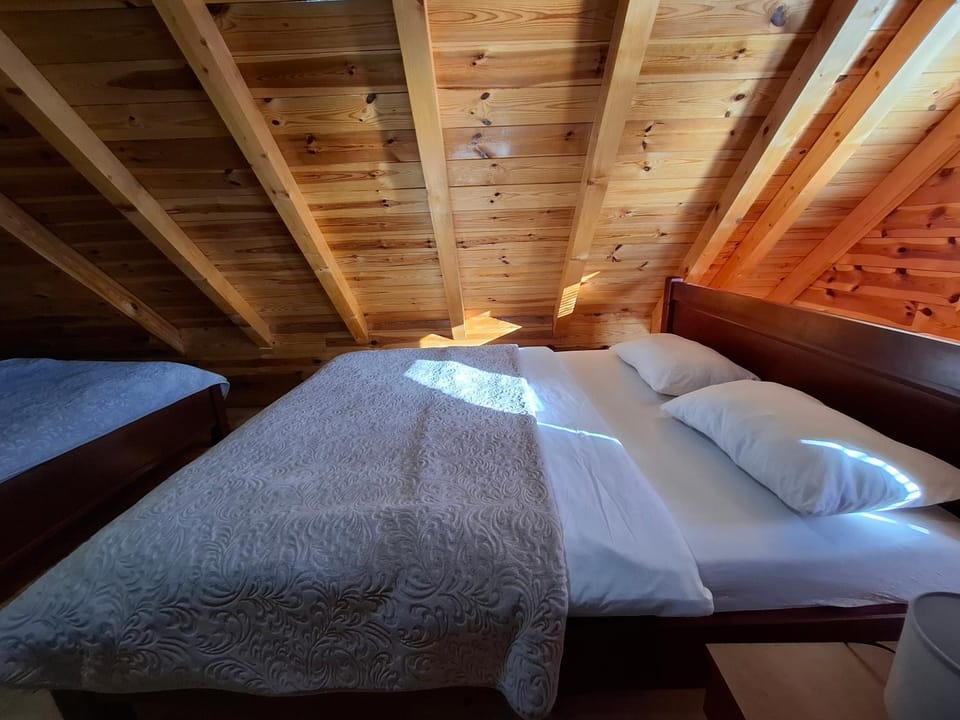 Apartmani Prisoje Bed and Breakfast in Montenegro