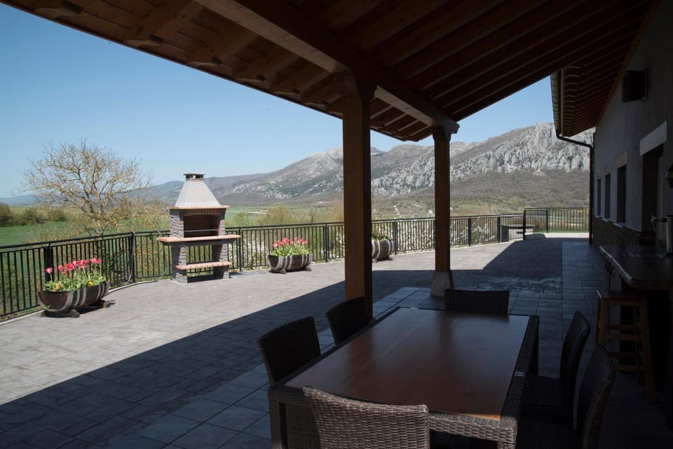 Off site, Day, Summer, BBQ facilities, Balcony/Terrace