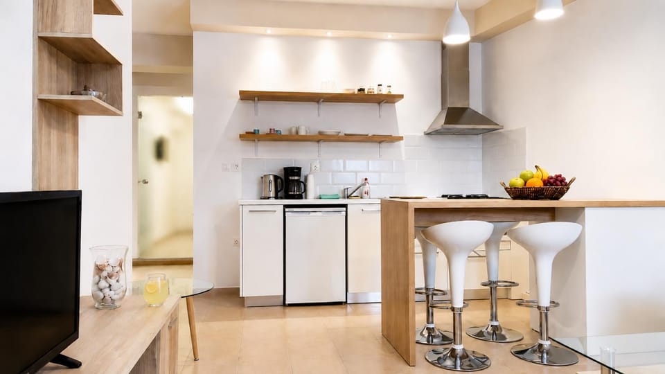 Coffee/tea facilities, Kitchen or kitchenette, minibar