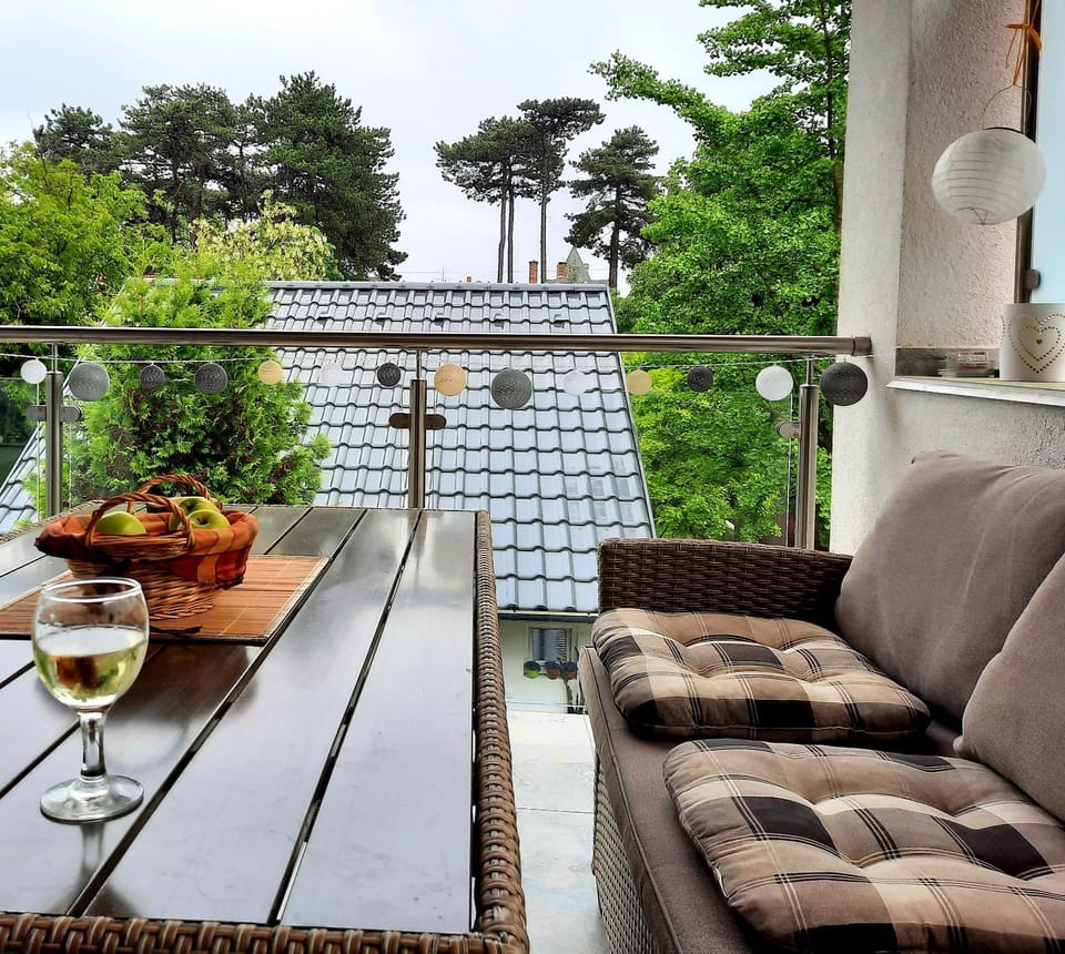 Balcony/Terrace, Breakfast