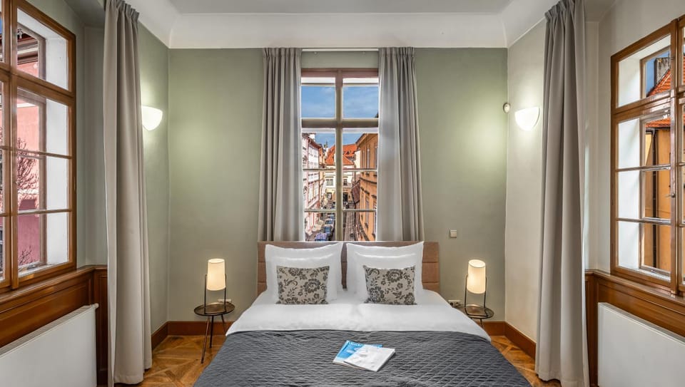 Bed, View (from property/room), Bedroom