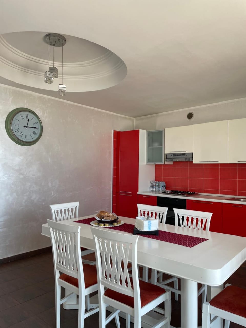 Dining area, Internal: Not applicable to any particular room