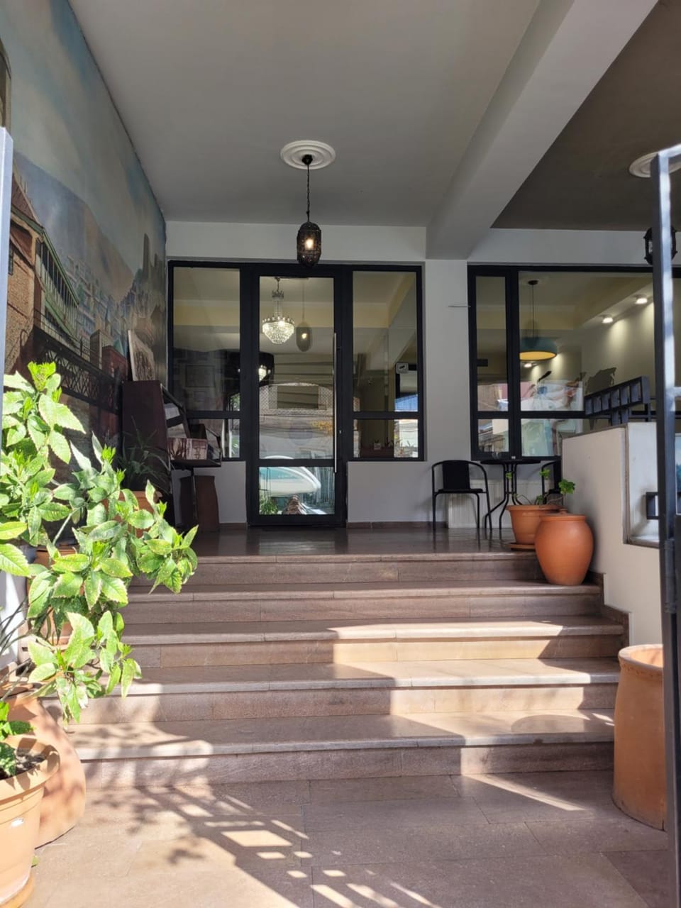 Facade/entrance