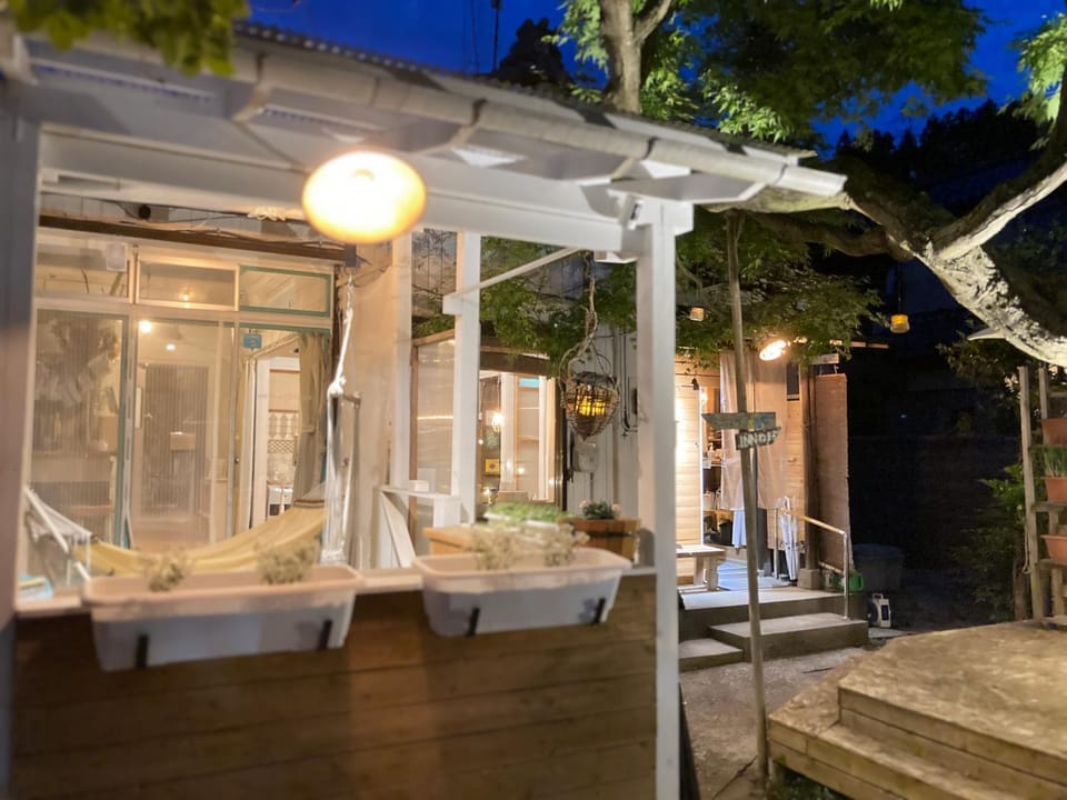 Property building, Night, Balcony/Terrace