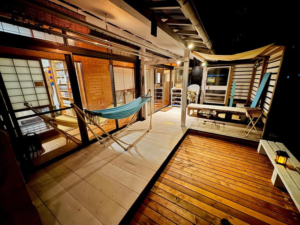 Night, Balcony/Terrace