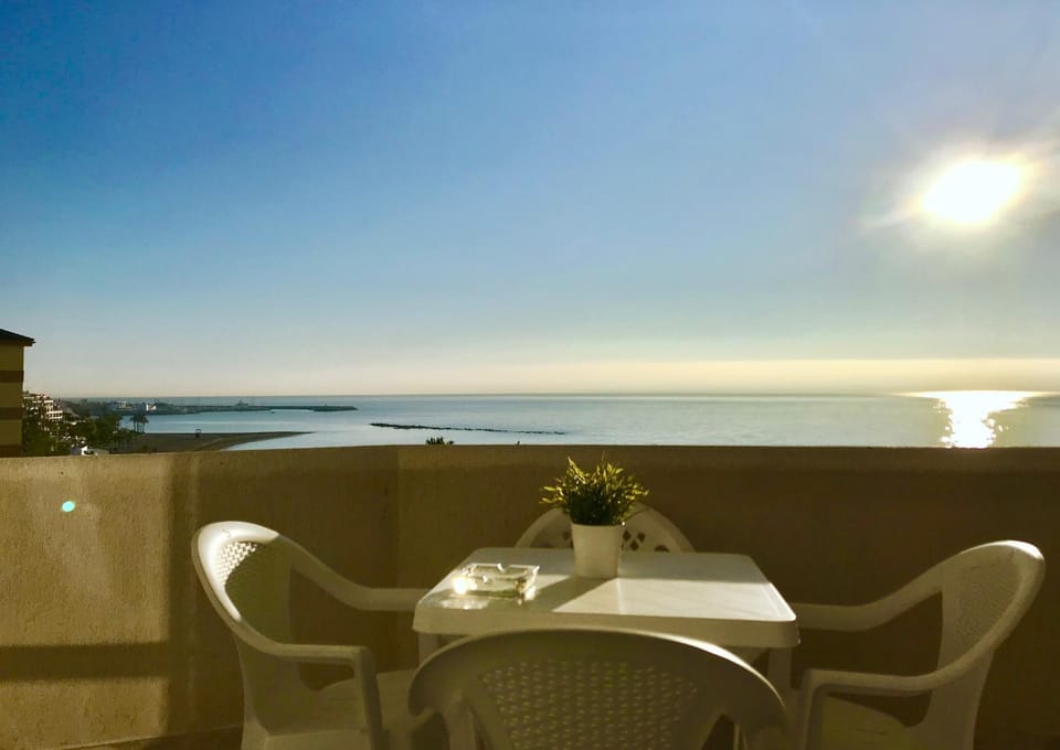 Benal Beach Sea View Apartment (Benalmadena) Apartment in Benalmadena