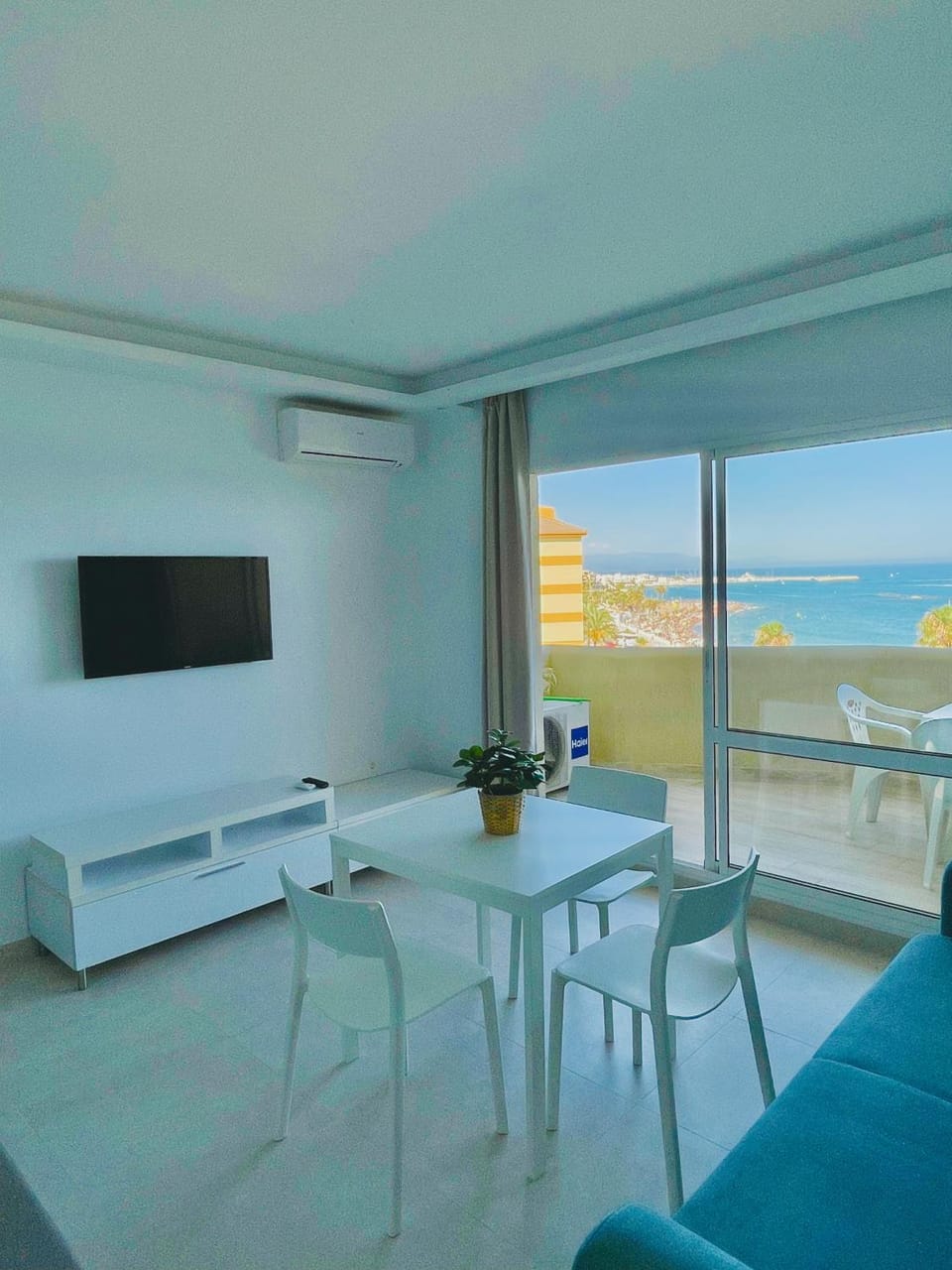 Benal Beach Sea View Apartment (Benalmadena) Apartment in Benalmadena