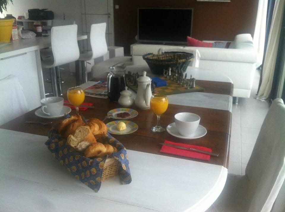 Continental breakfast