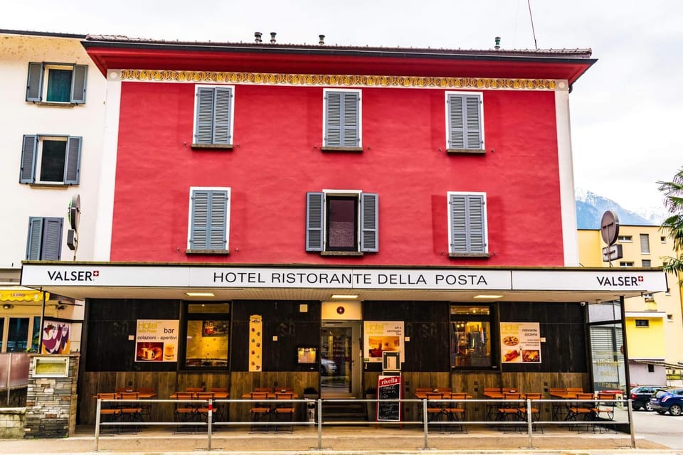 Facade/entrance, Property logo or sign