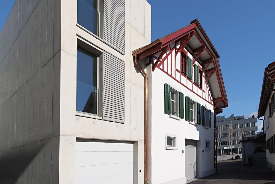 Property building, Facade/entrance