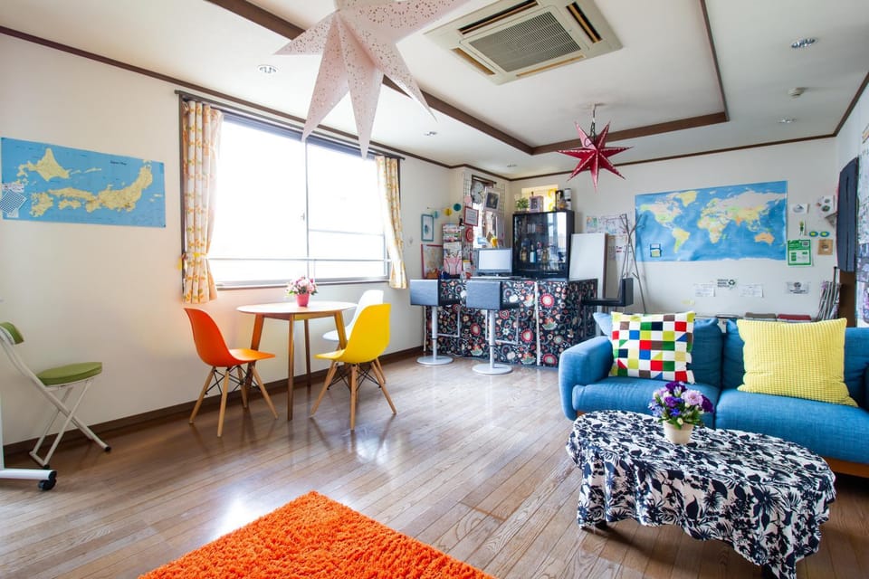 Communal lounge/ TV room