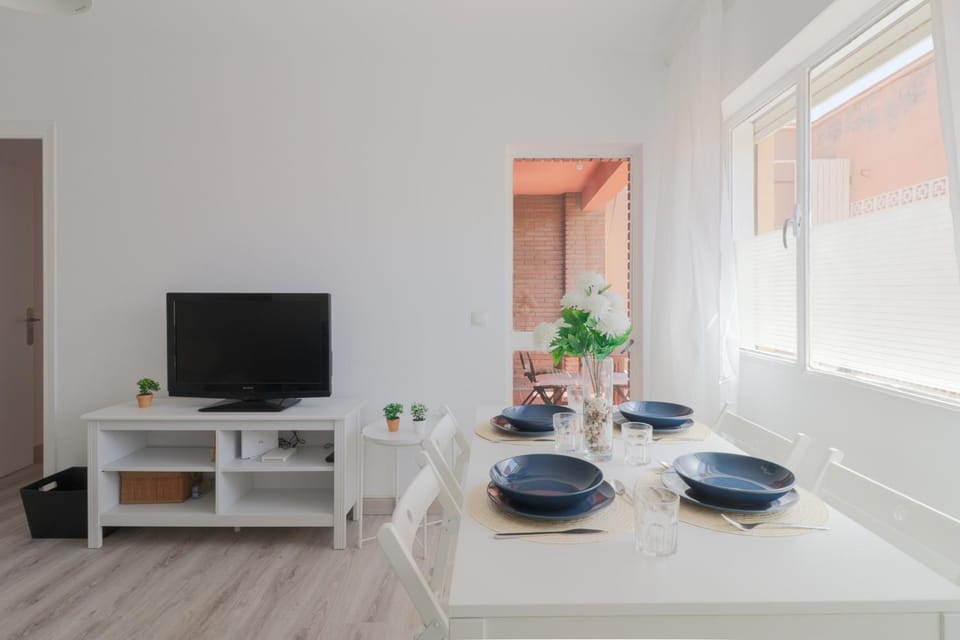 TV and multimedia, Dining area