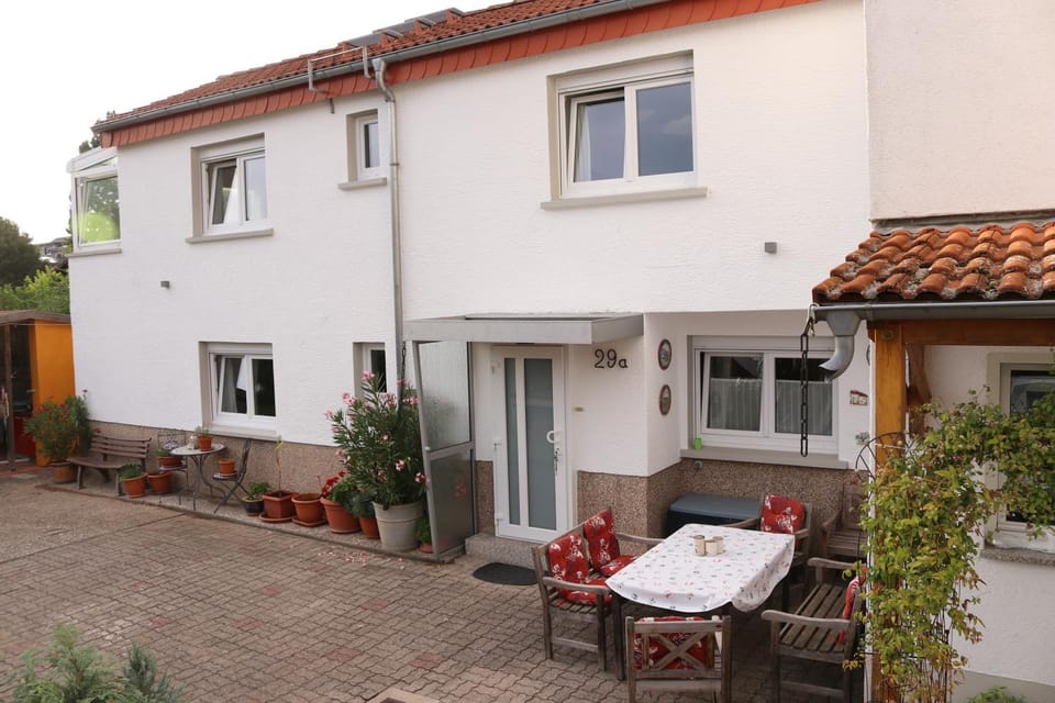 Property building, Patio, Facade/entrance