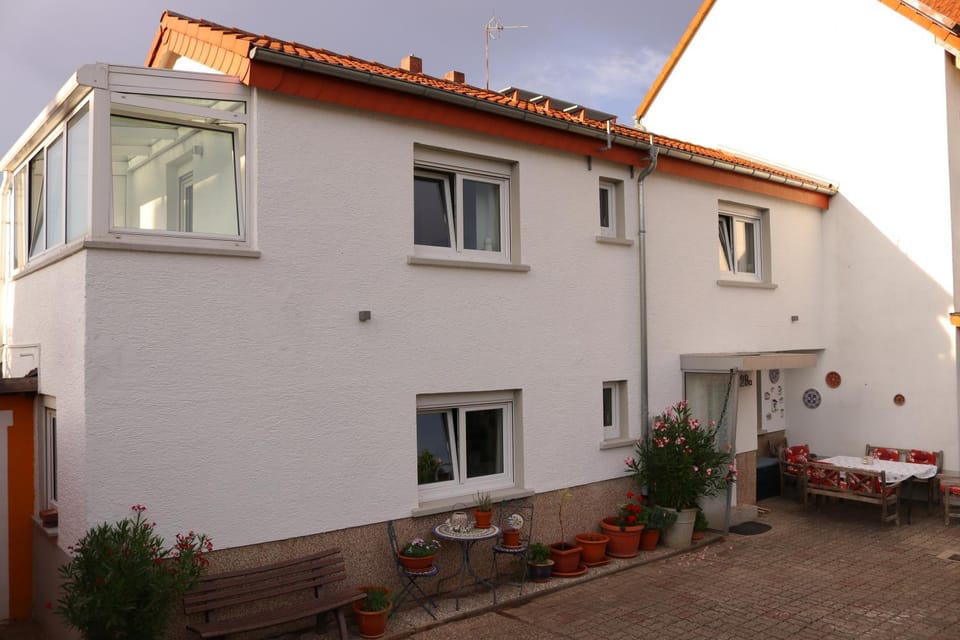 Patio, Facade/entrance, Day, Summer, On site, Garden view, group of guests