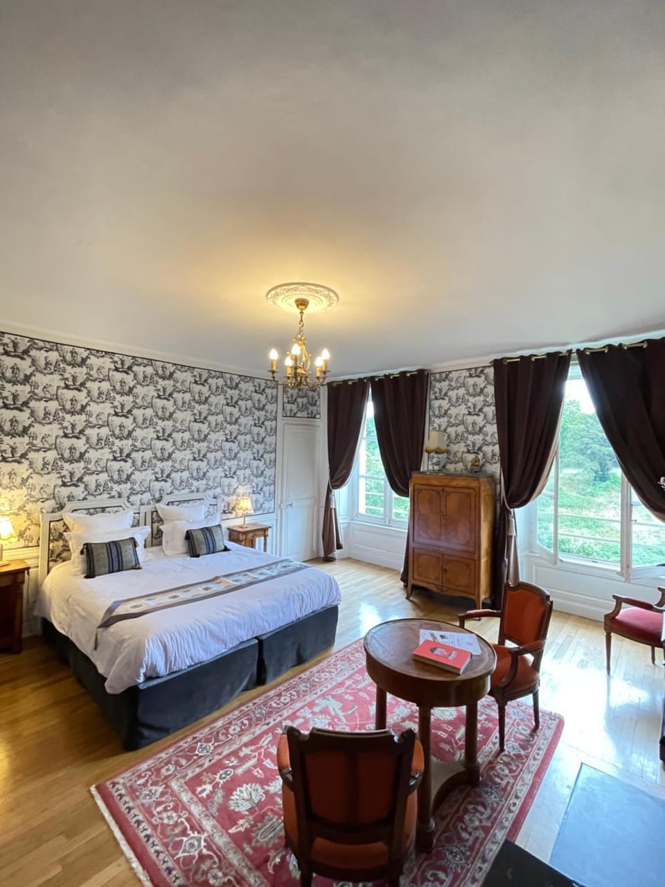 Castel Saint-Léonard Bed and Breakfast in Normandy