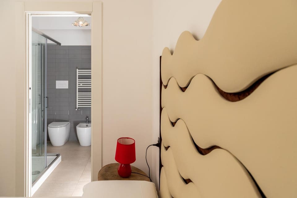 Shower, Toilet, Bathroom, Decorative detail