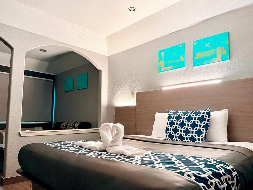 Decorative detail, towels