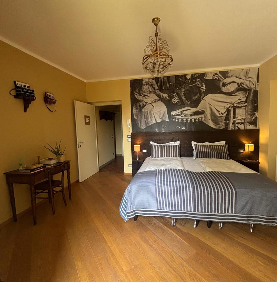 L'Elefante Fritz Boutique Lodge - Villa Piazzo Hostel in Piedmont