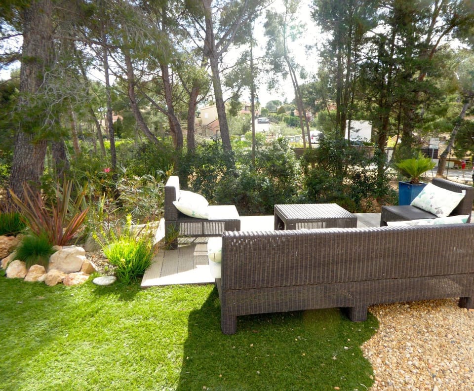 Villa Lucienne Bandol, Maison d'architecte, 5 étoiles, calanques Villa in French Riviera