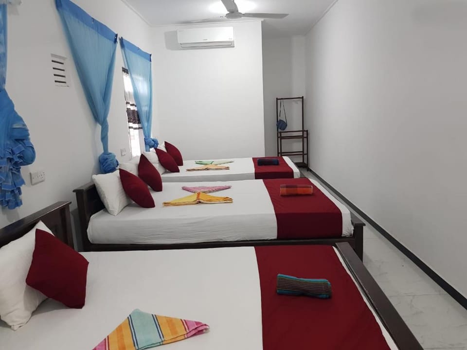 Suman Beach Rooms Bed and Breakfast in Sri Lanka
