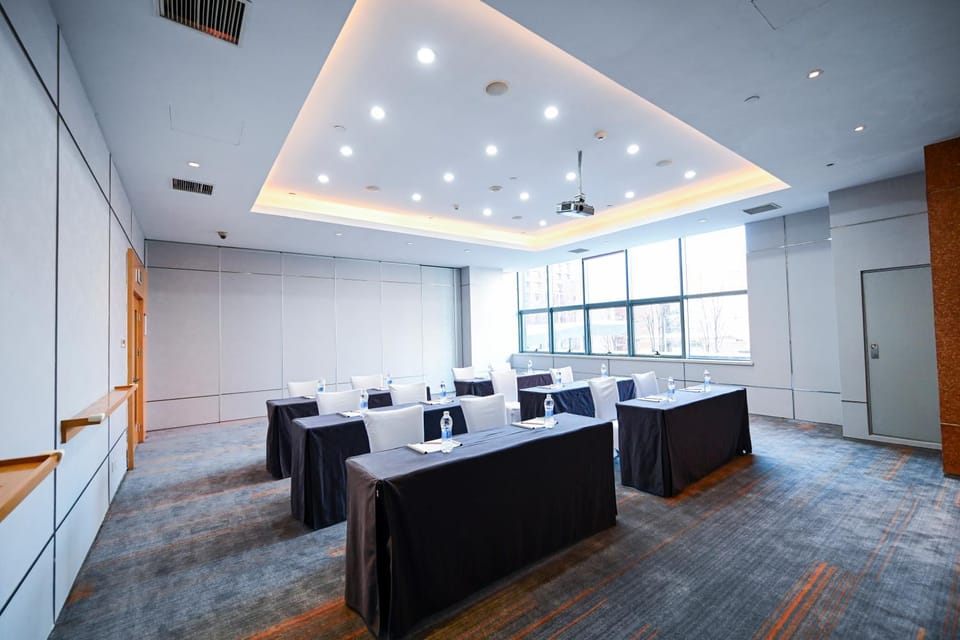 Meeting/conference room
