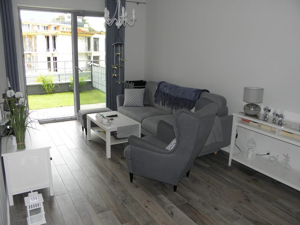 Apartament z Ogródkiem Apartment in West Pomeranian Voivodeship, Poland