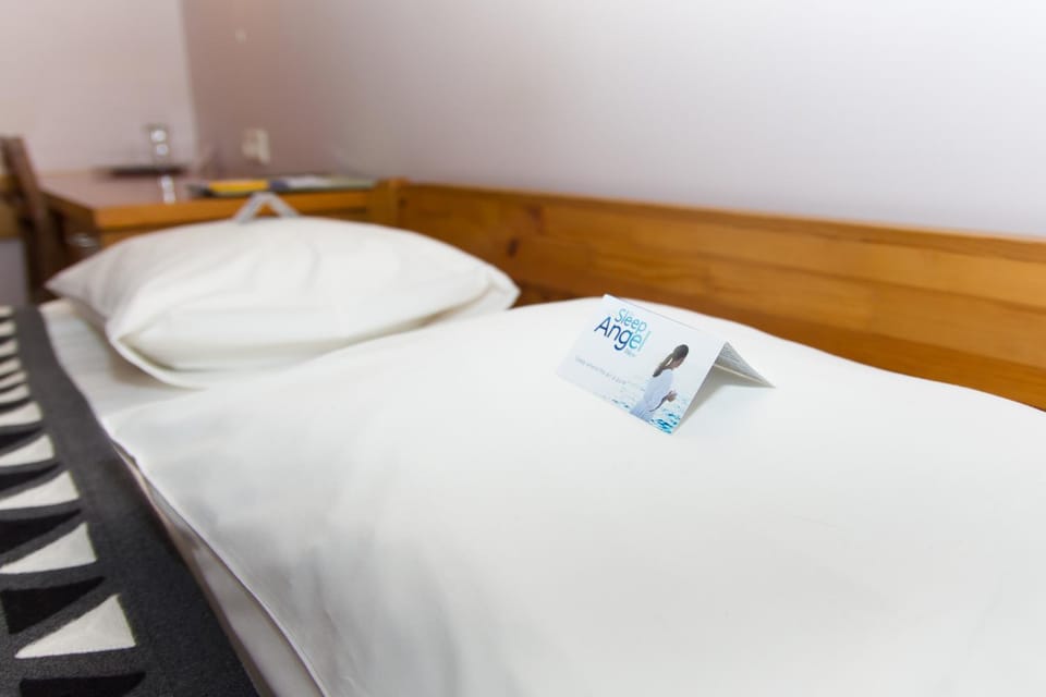 Bed, Logo/Certificate/Sign