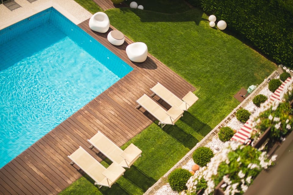 Garden, Balcony/Terrace