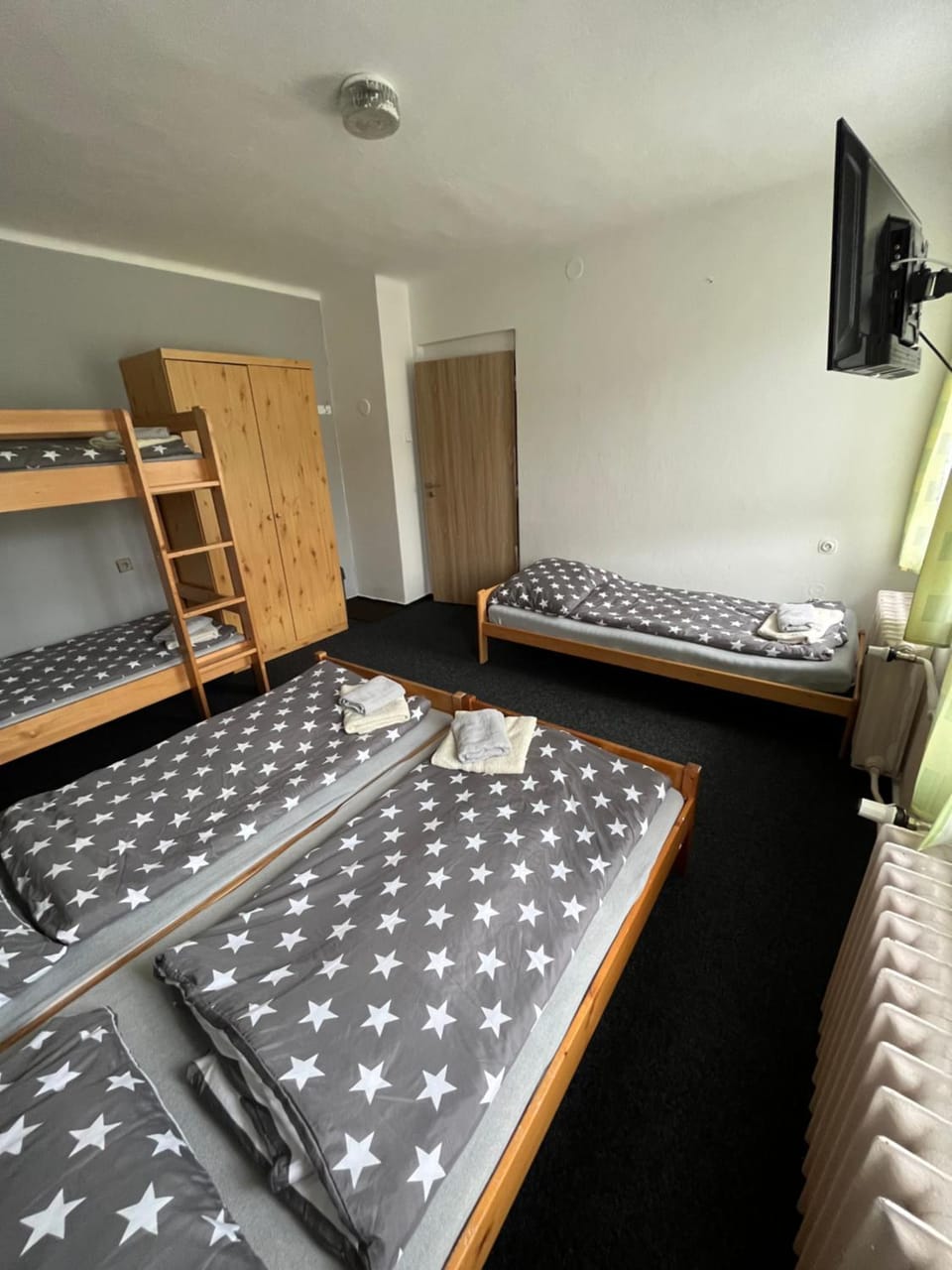 Bed, Bedroom, bunk bed