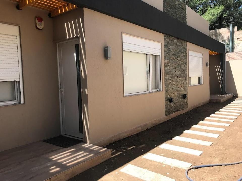 Cabañas Sendero de Pinos - Alquileres RV Nature lodge in Buenos Aires Province